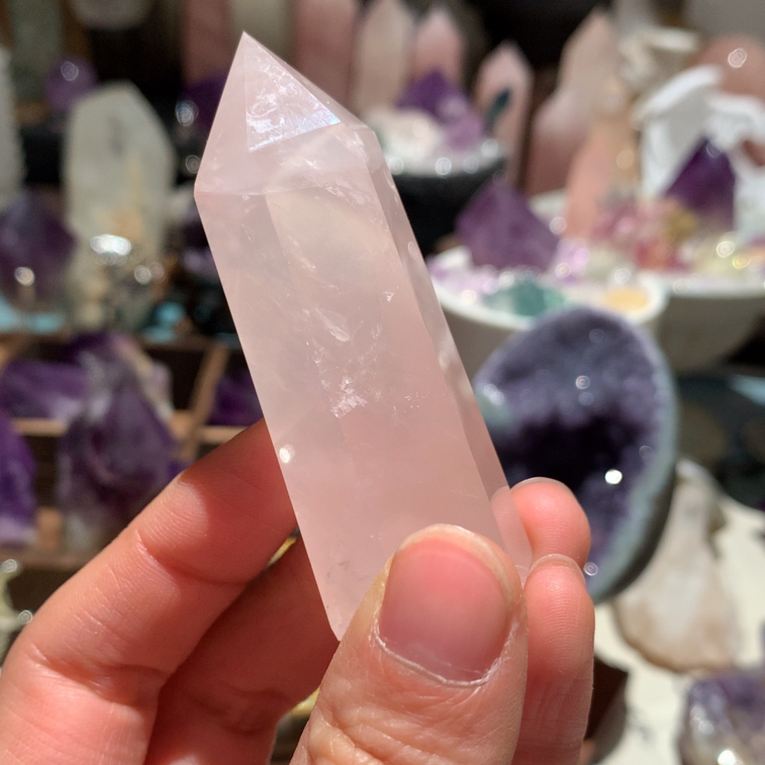 水晶原石未镶嵌粉水晶