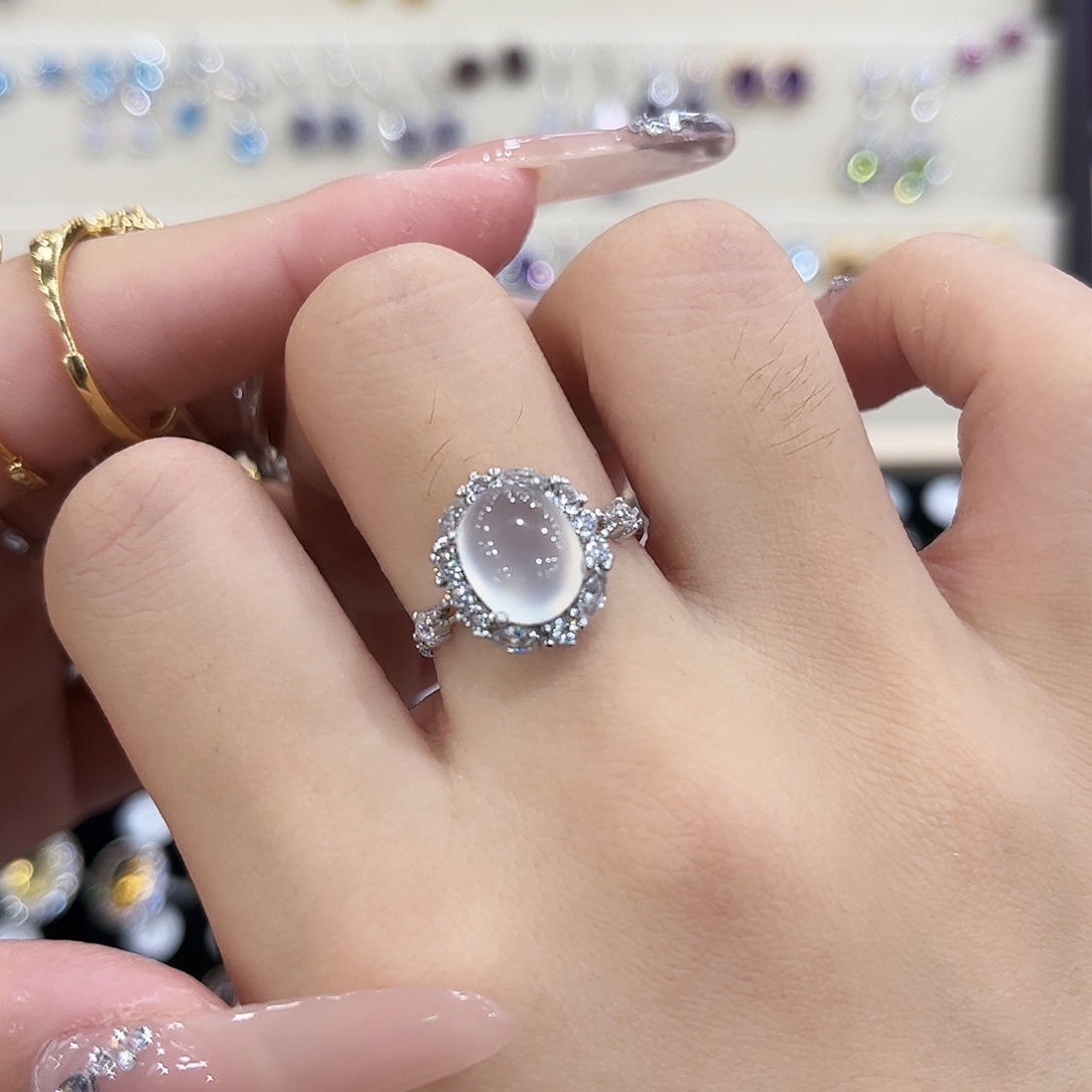 欣***雨岫玉银S925镶嵌戒指