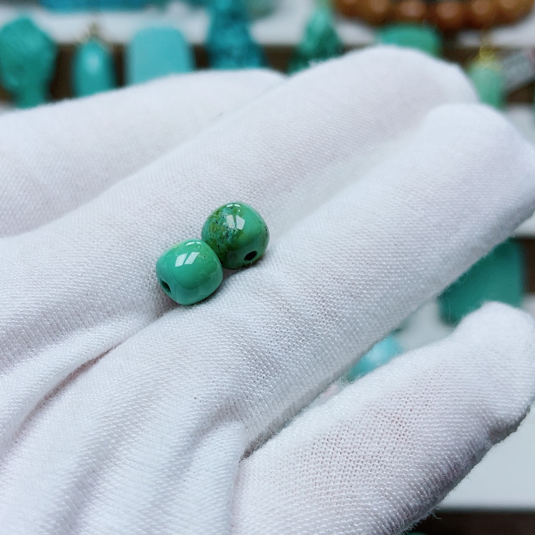 看****绿松石未镶嵌挂件