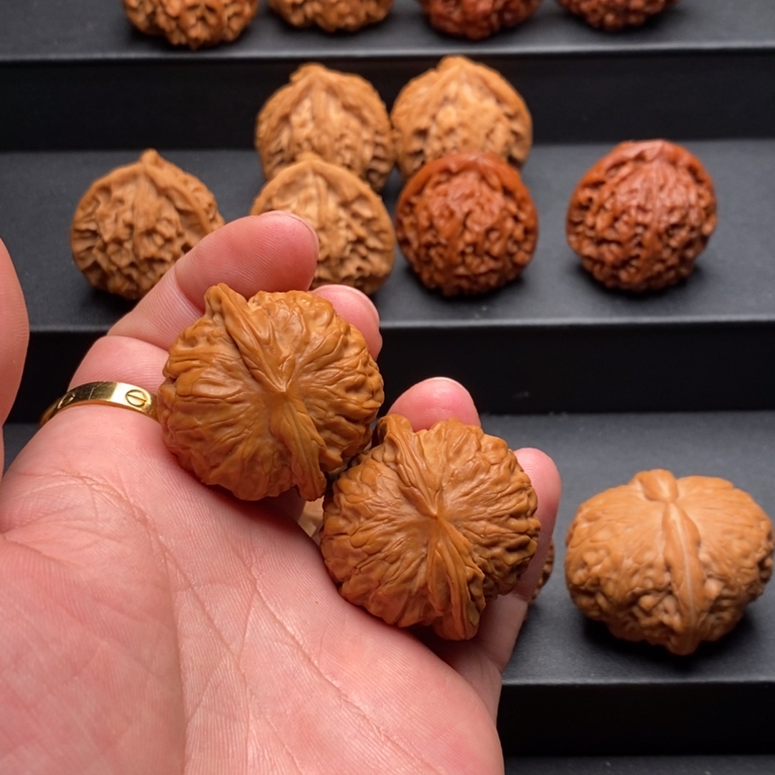 华****文玩核桃吊坠39石门元宝