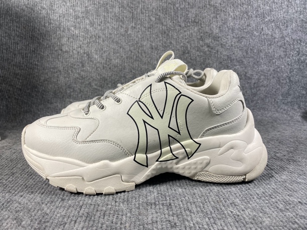 二手42码 MLB Big Ball Chunky 增高鞋 白 污渍 无盒公价608