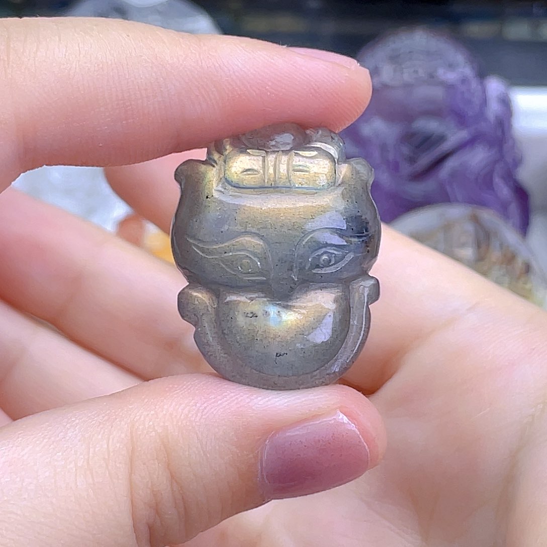 未镶嵌颈饰水晶灰月光