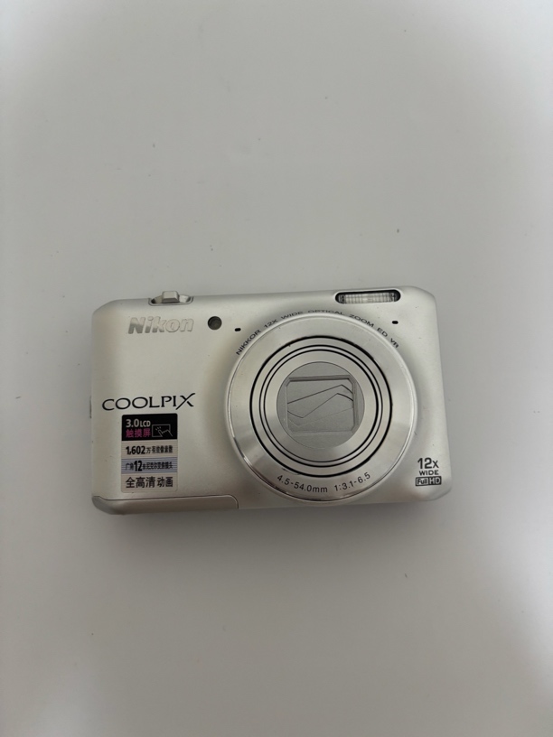 95新 Nikon/尼康 s6400银色1600w像素ccd数码相机