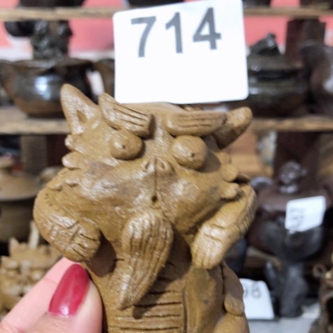 木有一点点的小姐姐