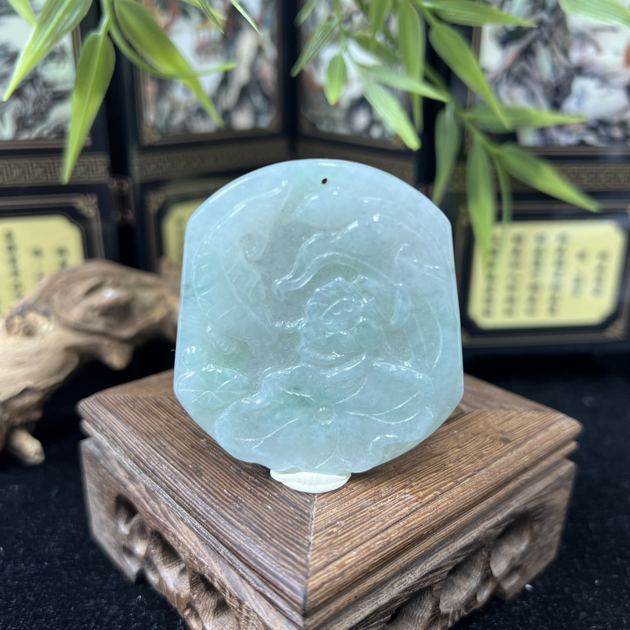 LYPM-18-02翡翠1-2莲莲有鱼