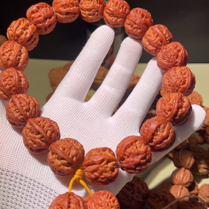 C****手串文玩核桃…………