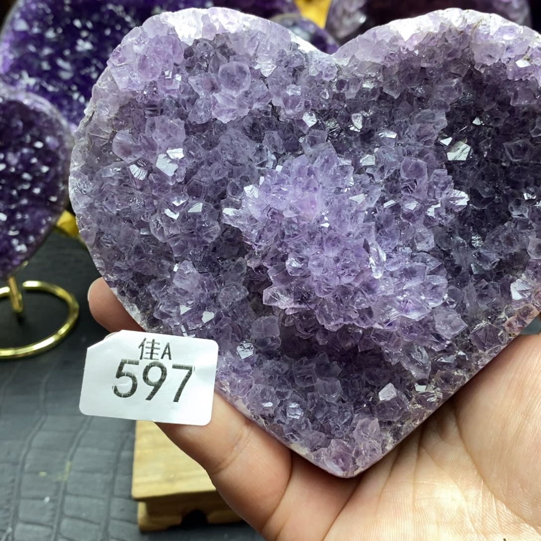 未镶嵌大型摆件（非配饰）紫晶