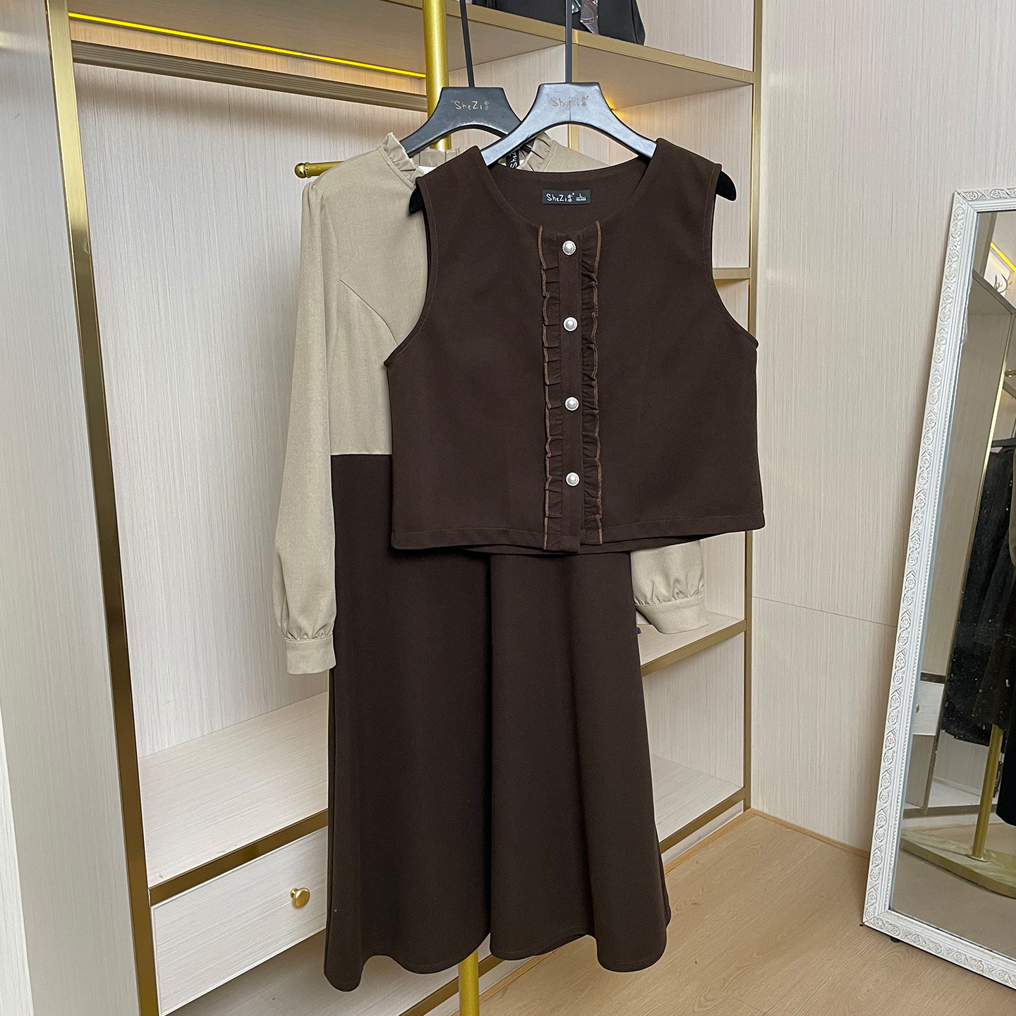 奢姿大码女装2025冬季木耳边减龄拼接两件套胖妹妹时尚轻奢套装