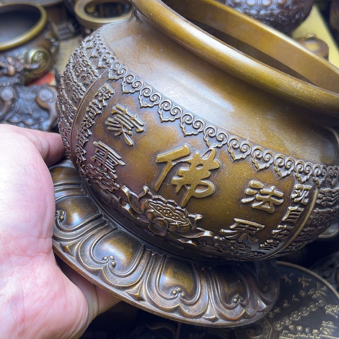 铜器摆件老王直播间