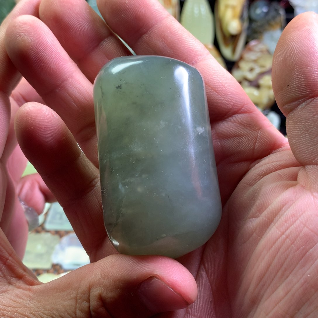 岫玉手把件未镶嵌