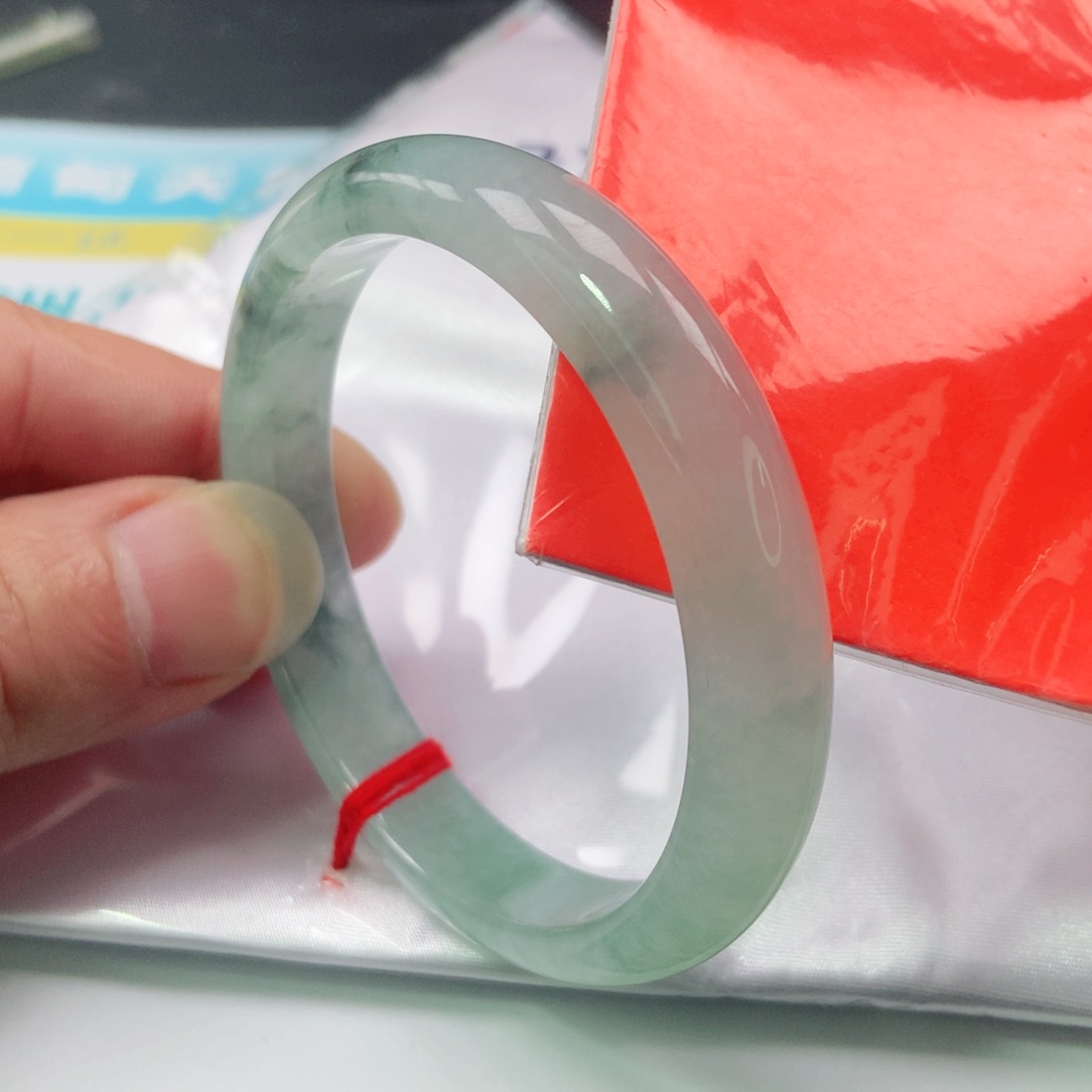 翡翠手镯未镶嵌0572号