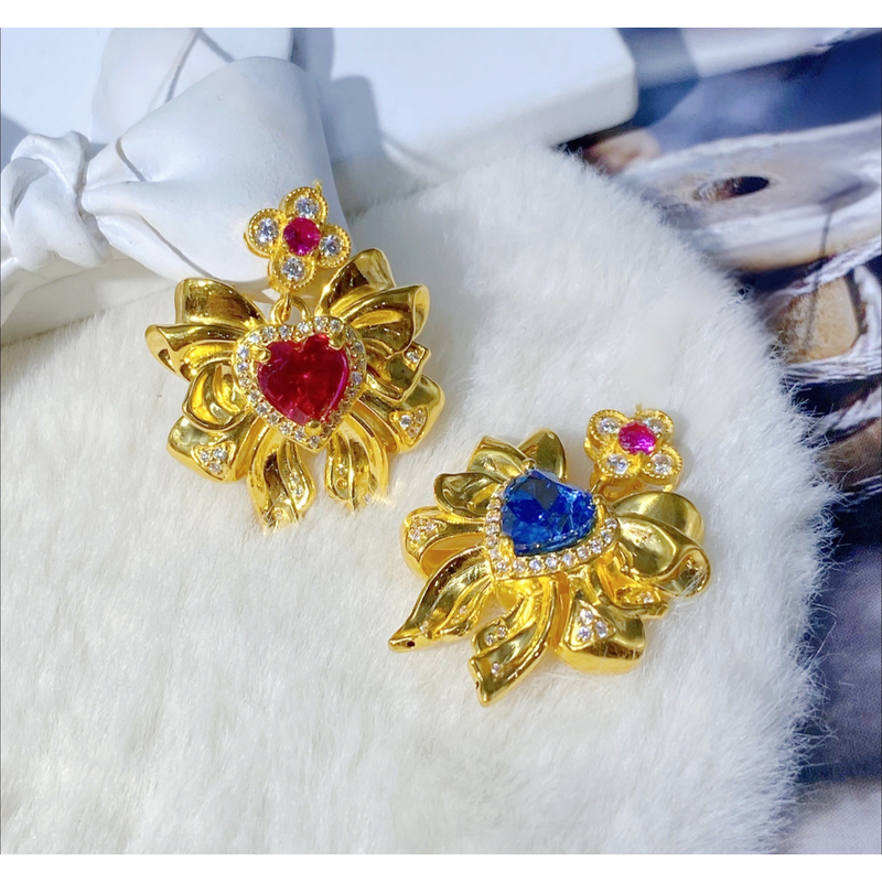 【中秋送礼】黄金足金999 黄金镶嵌5D美少女蓝红黄金吊坠时尚高级感