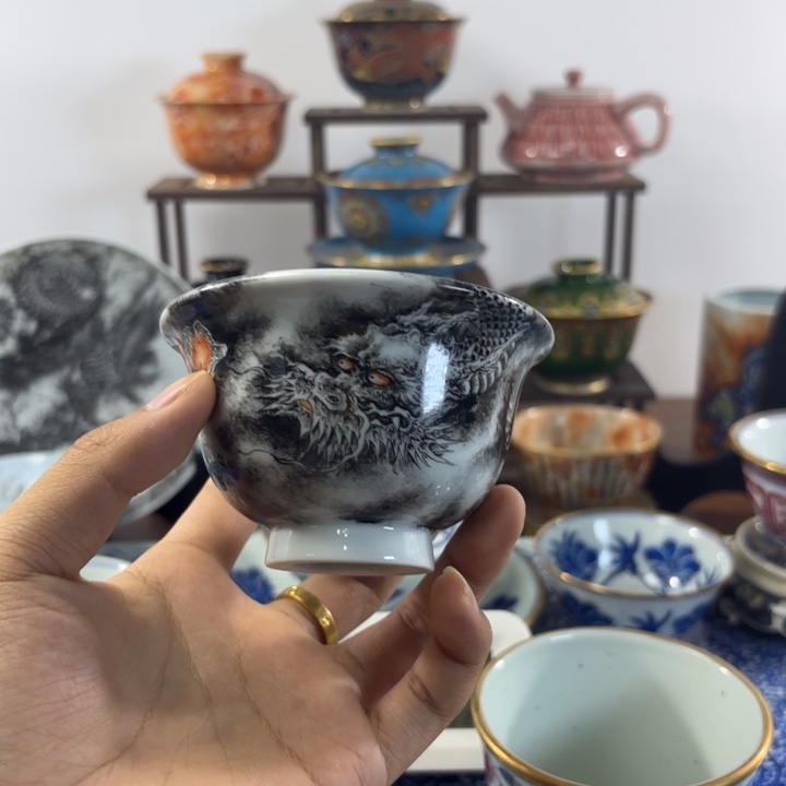 欧***帅景德镇手工手绘陶瓷