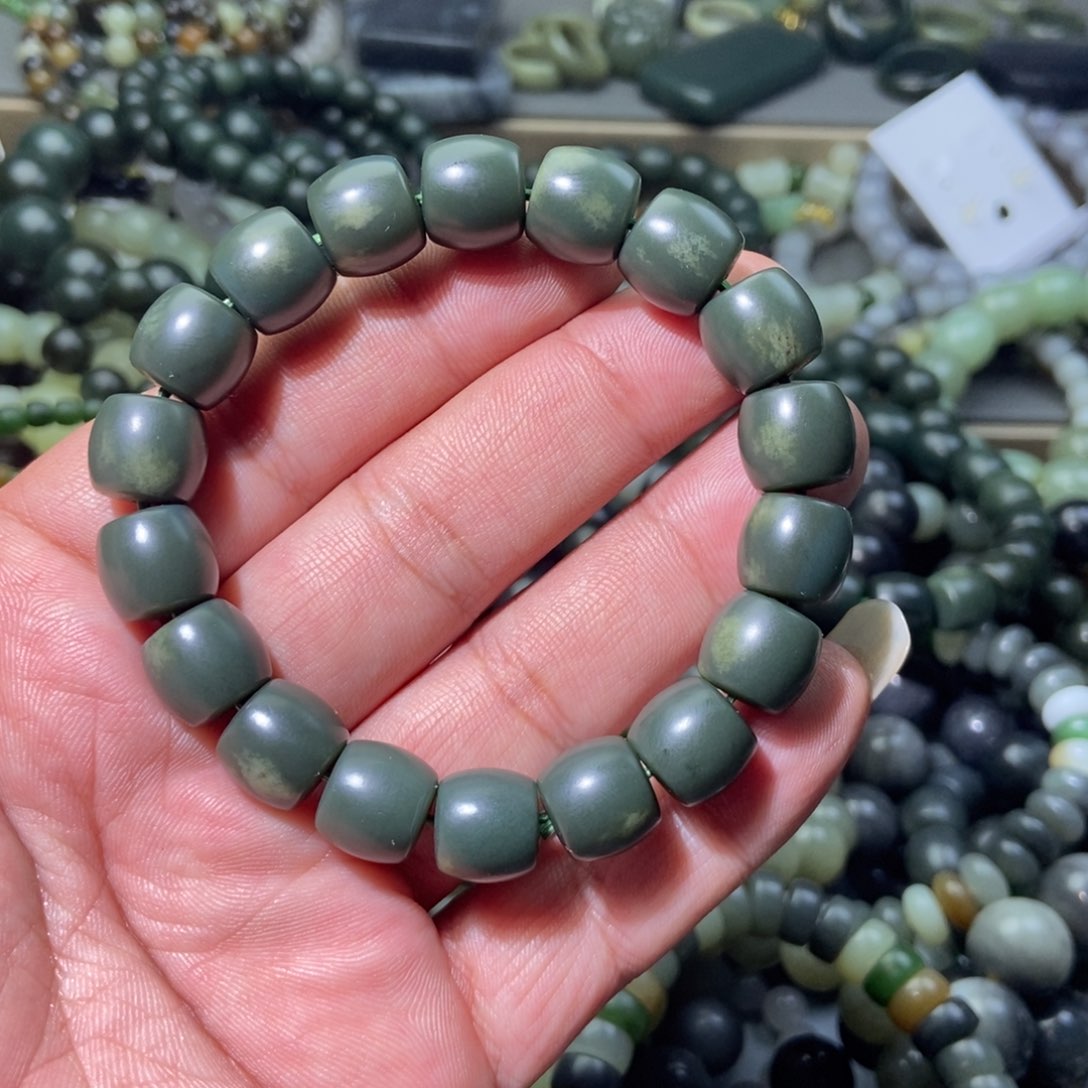 和田玉手链未镶嵌