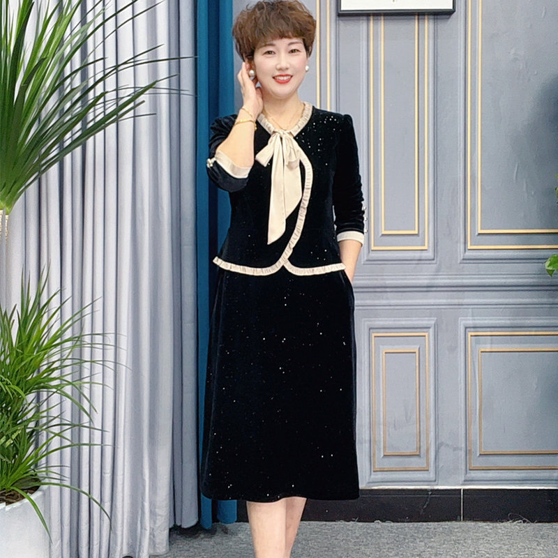 2026春季新款妈妈连衣裙时尚高品质丝绒假两件高腰显瘦中老年女装