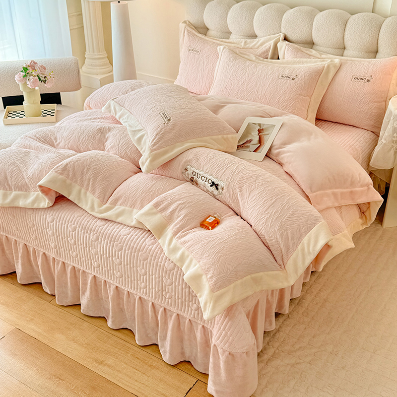 牛奶雕花绒轻奢简约床盖款四件套加厚绣花工艺韩版保暖四件套