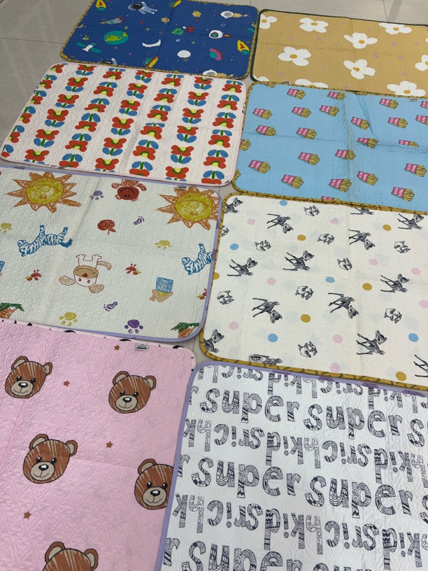 100%纯棉材质绗缝小垫子100x70cm 微瑕不介意的来拍 2条随机发