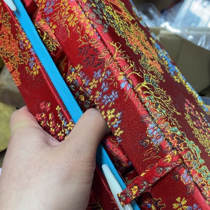 紫砂我亲亲你的小姐姐