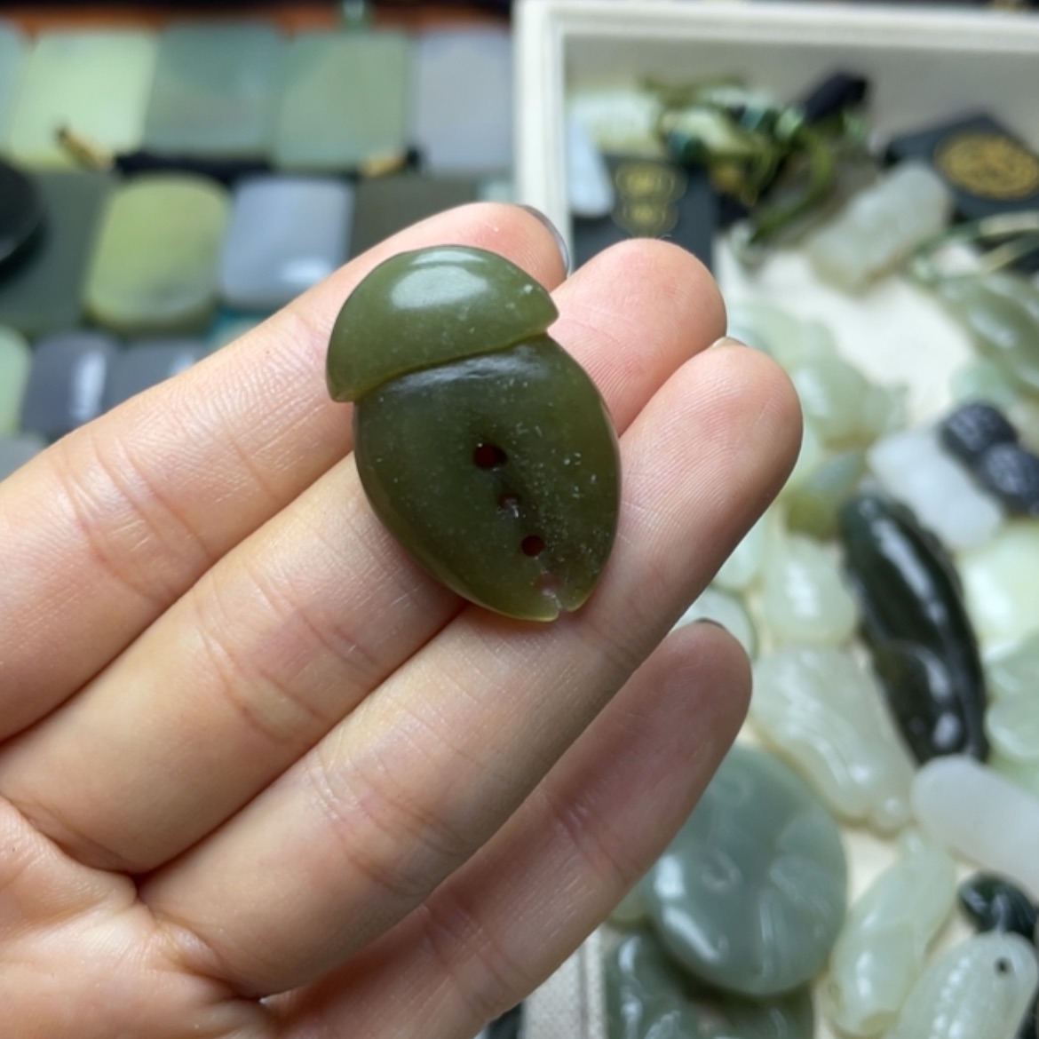 【闪购商品】颈饰未镶嵌和田玉