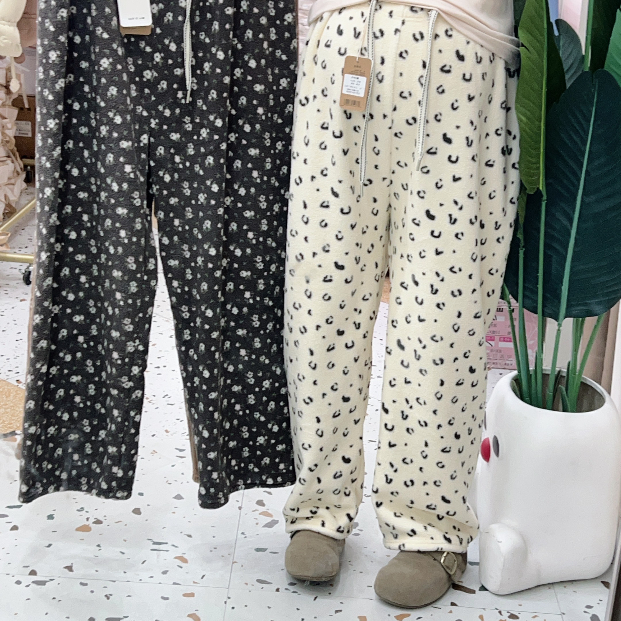 【真爱妈咪】2561孕妇产后无托腹泰迪绒加肥居家裤暖暖裤