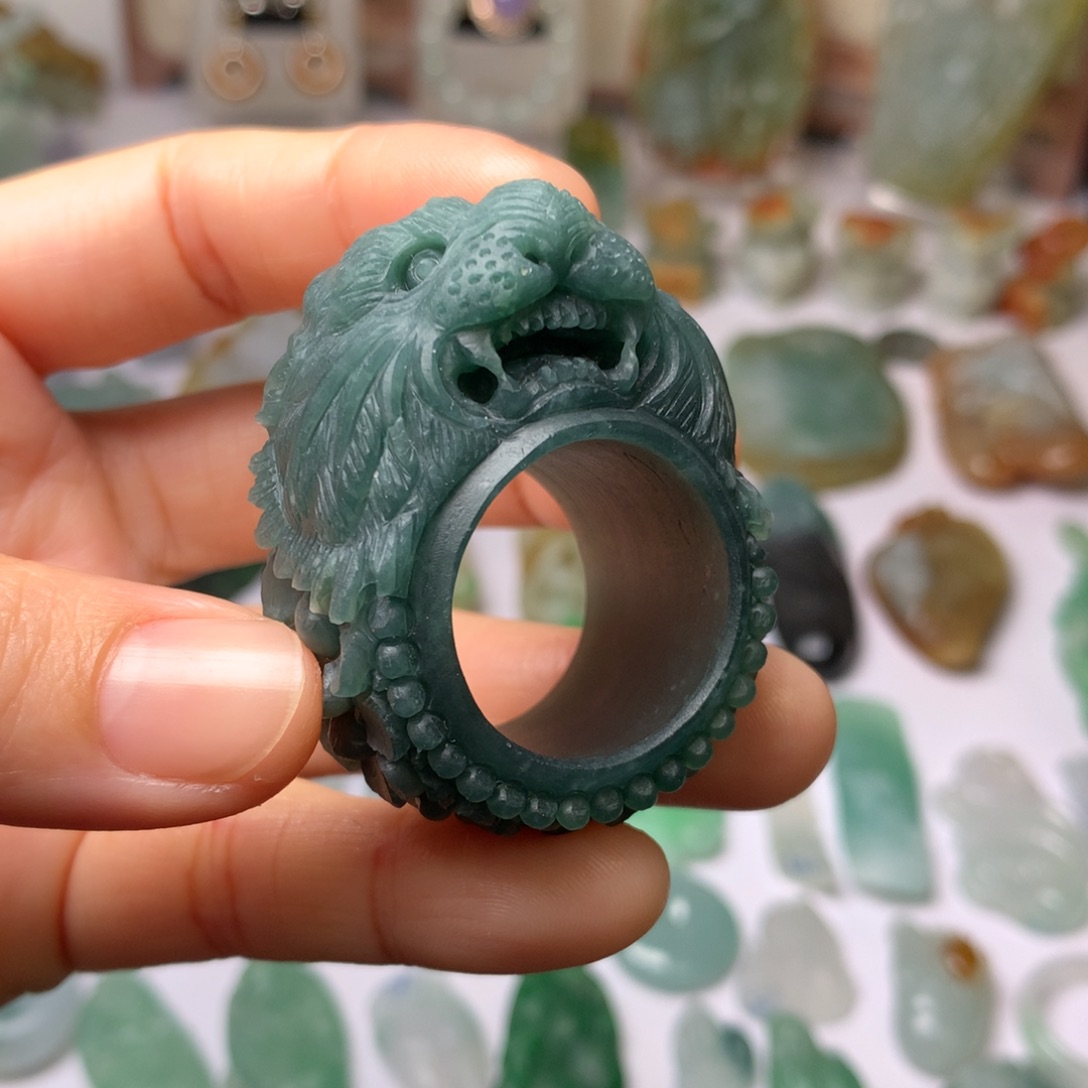 定制翡翠未镶嵌翡翠