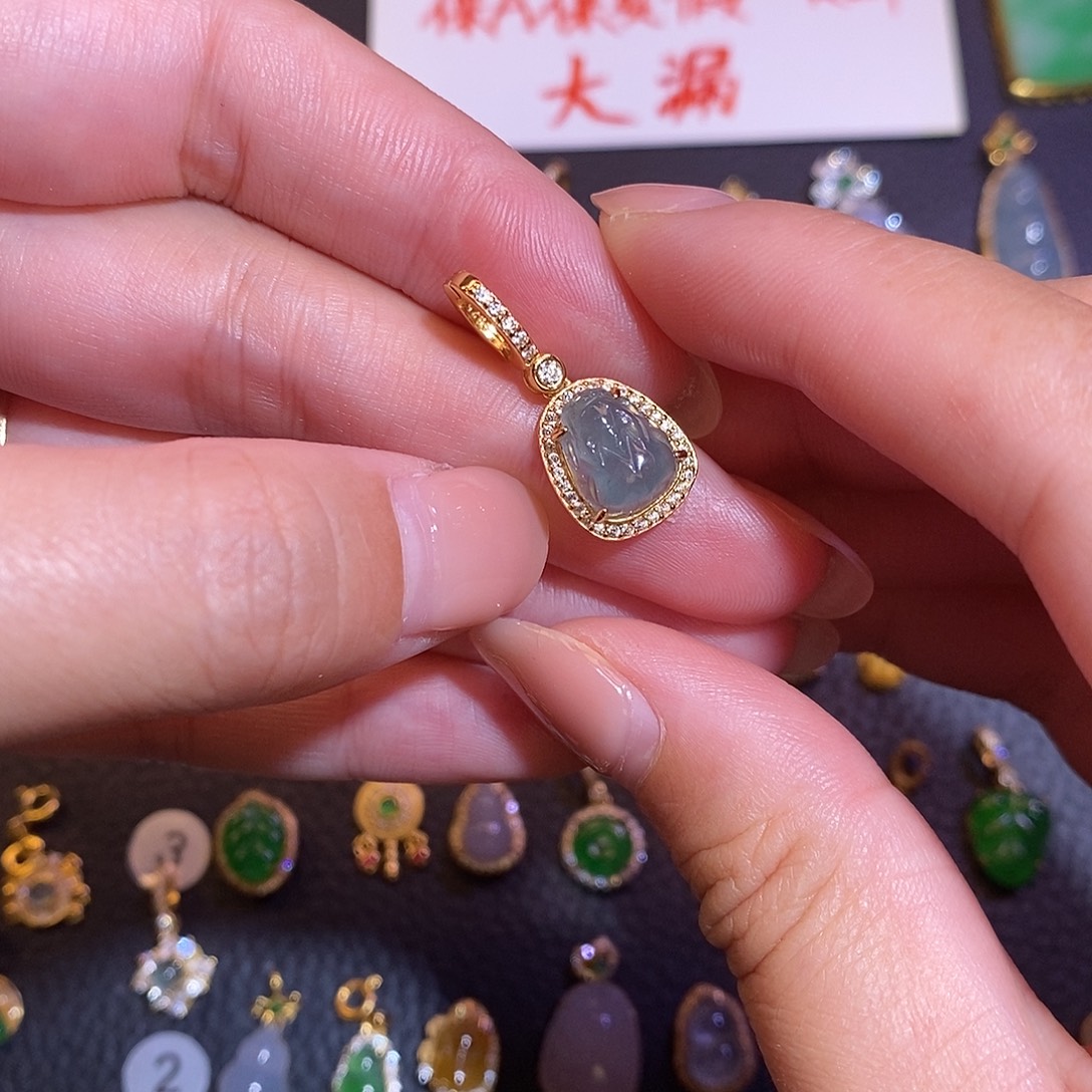 翡翠银S925镶嵌颈饰