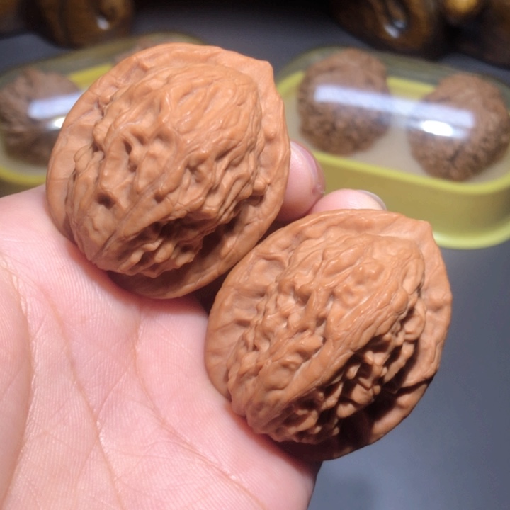 文玩核桃把件37大红袍