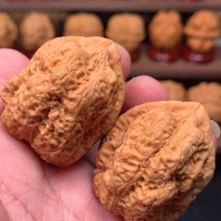 文玩核桃吊坠真龙蛤蟆头