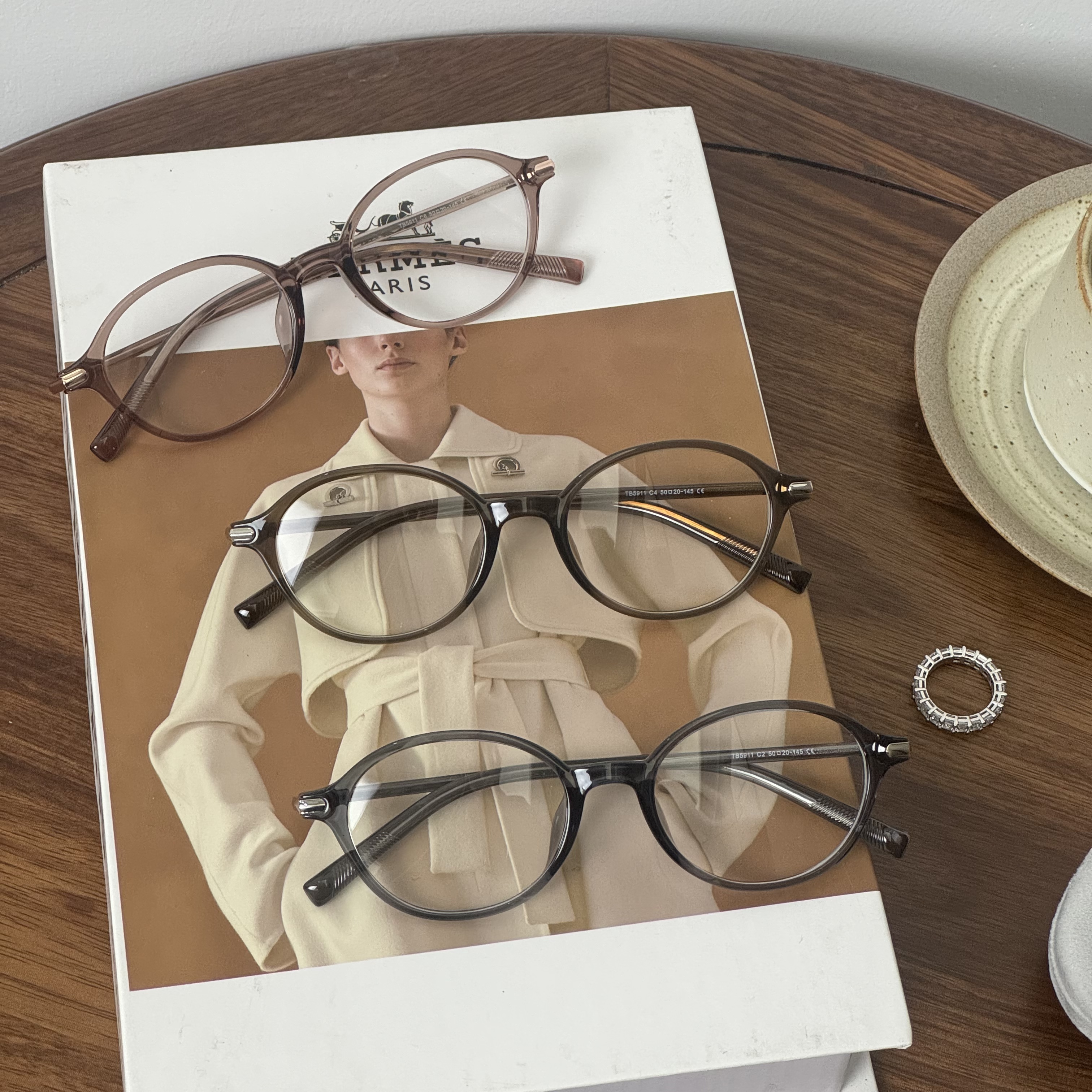 书呆款文艺复古近视眼镜框架女潮素颜氛围感可配度数防蓝光小脸