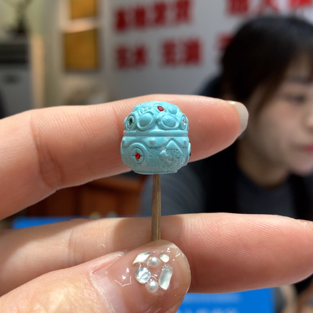 绿松石配饰未镶嵌