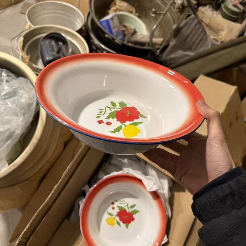 全新库存26cm搪瓷碗拍一发二