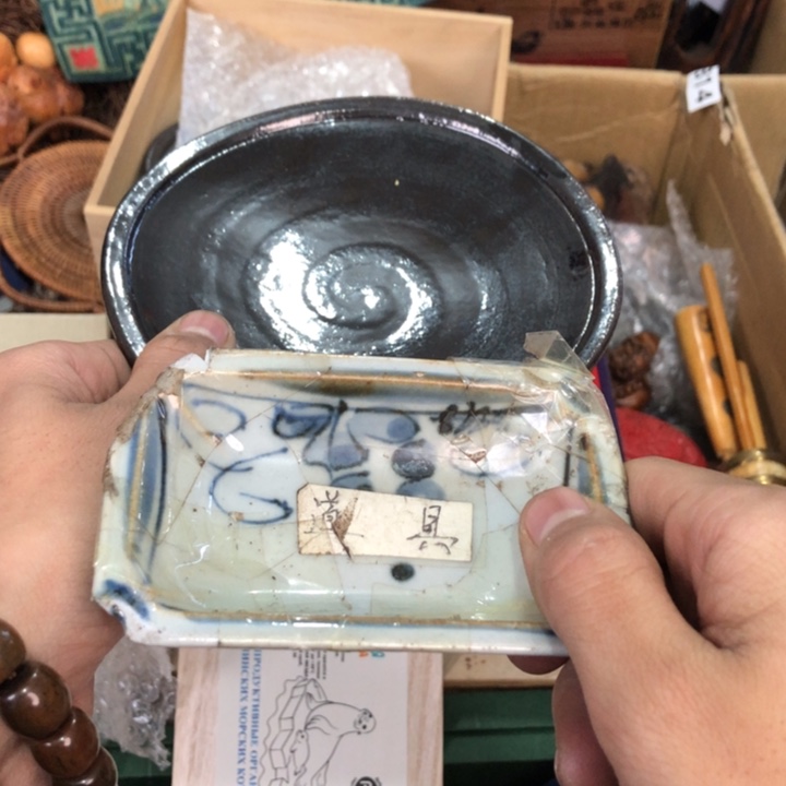 陶瓷孤品单件车里拍