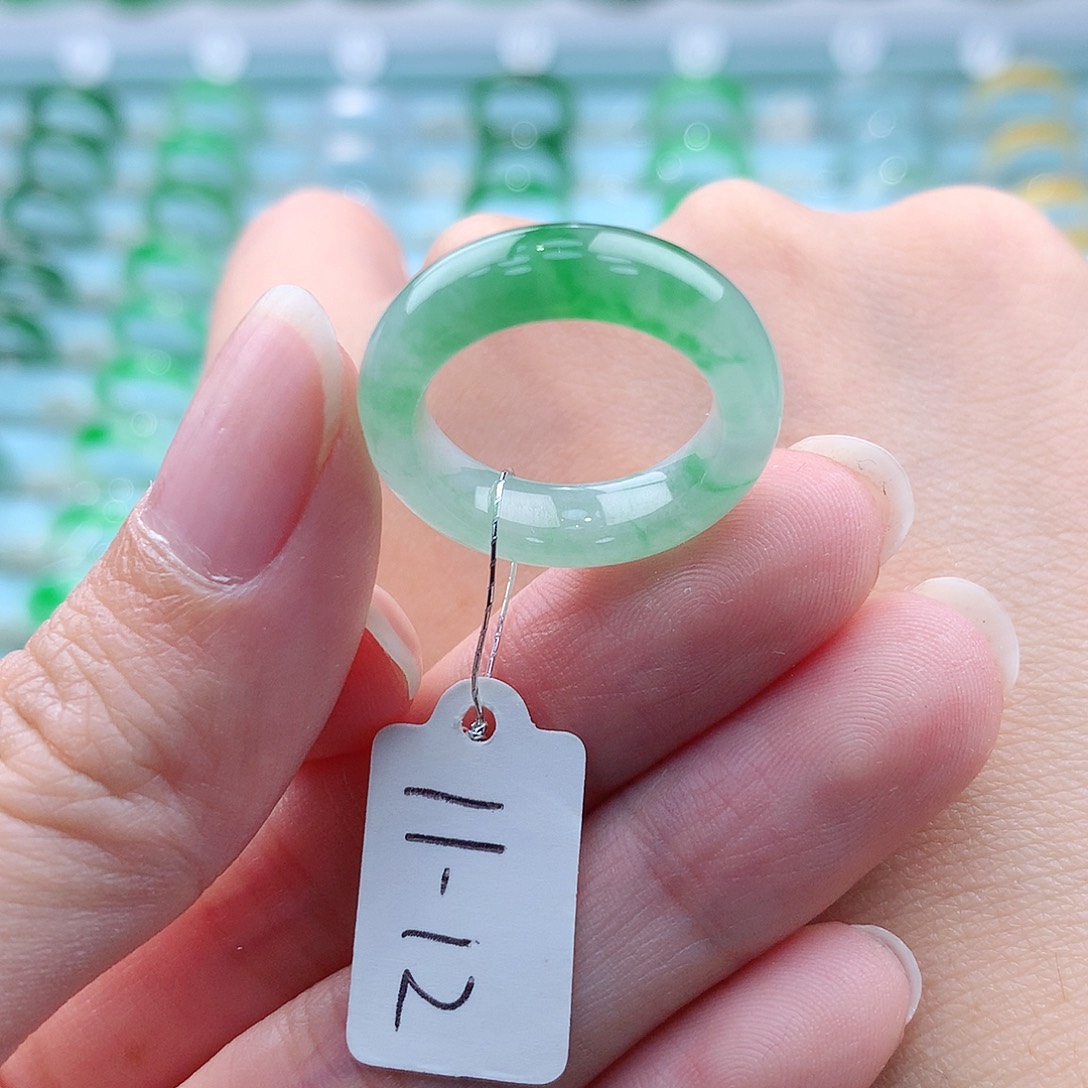 翡翠未镶嵌戒指缅甸翡翠A货