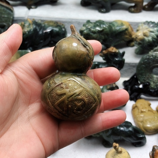 岫岩河磨玉（透闪石质玉）把件未镶嵌༺***༻