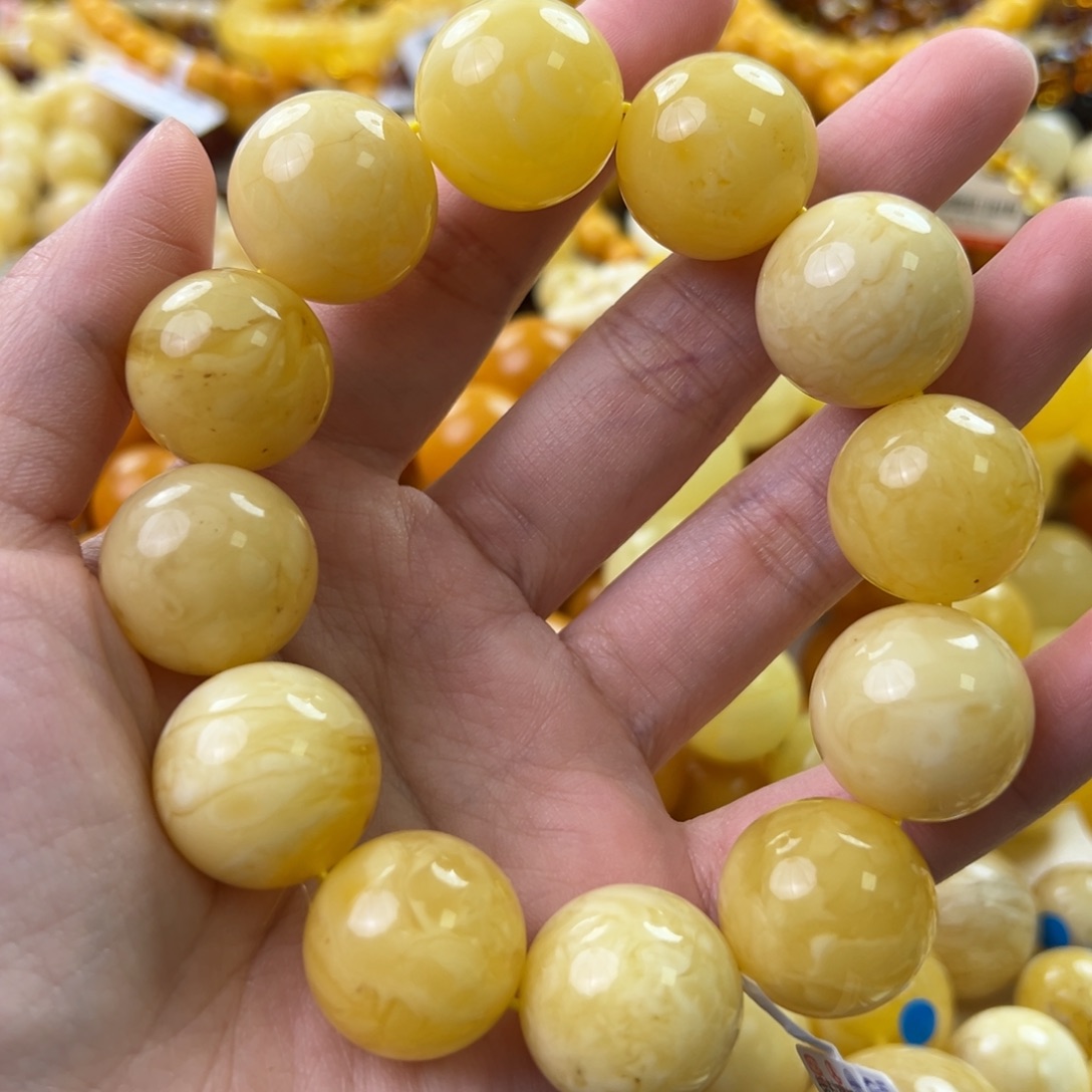 琥珀珠宝奇石未镶嵌