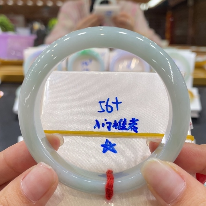 翡翠未镶嵌手镯翡翠