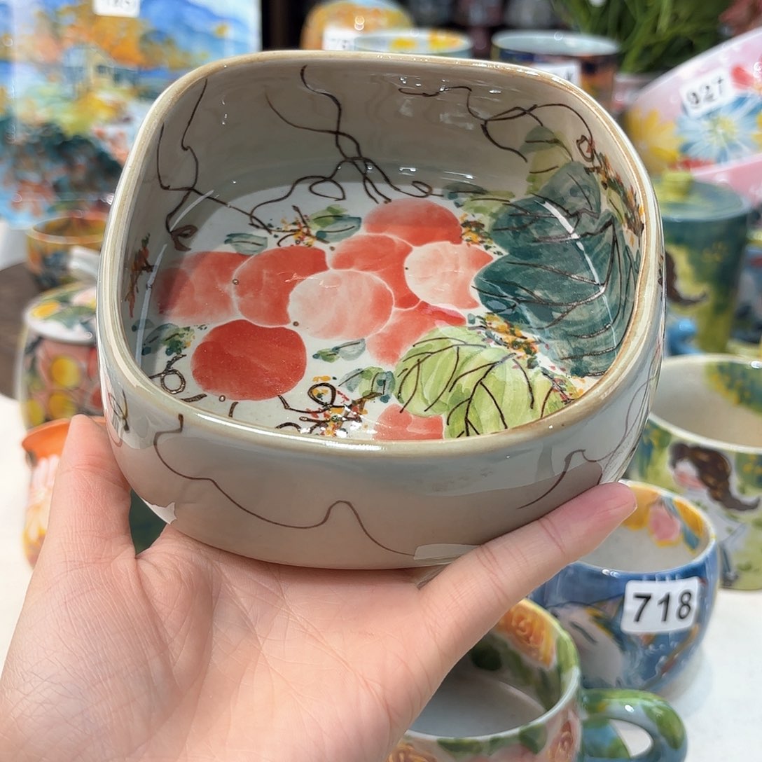 瓷片兔兔好可爱呀打