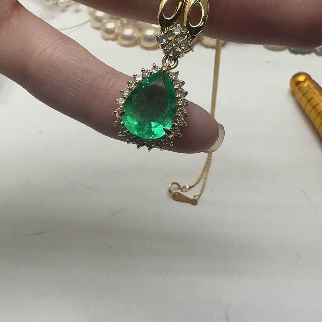 颈饰未镶嵌祖母绿