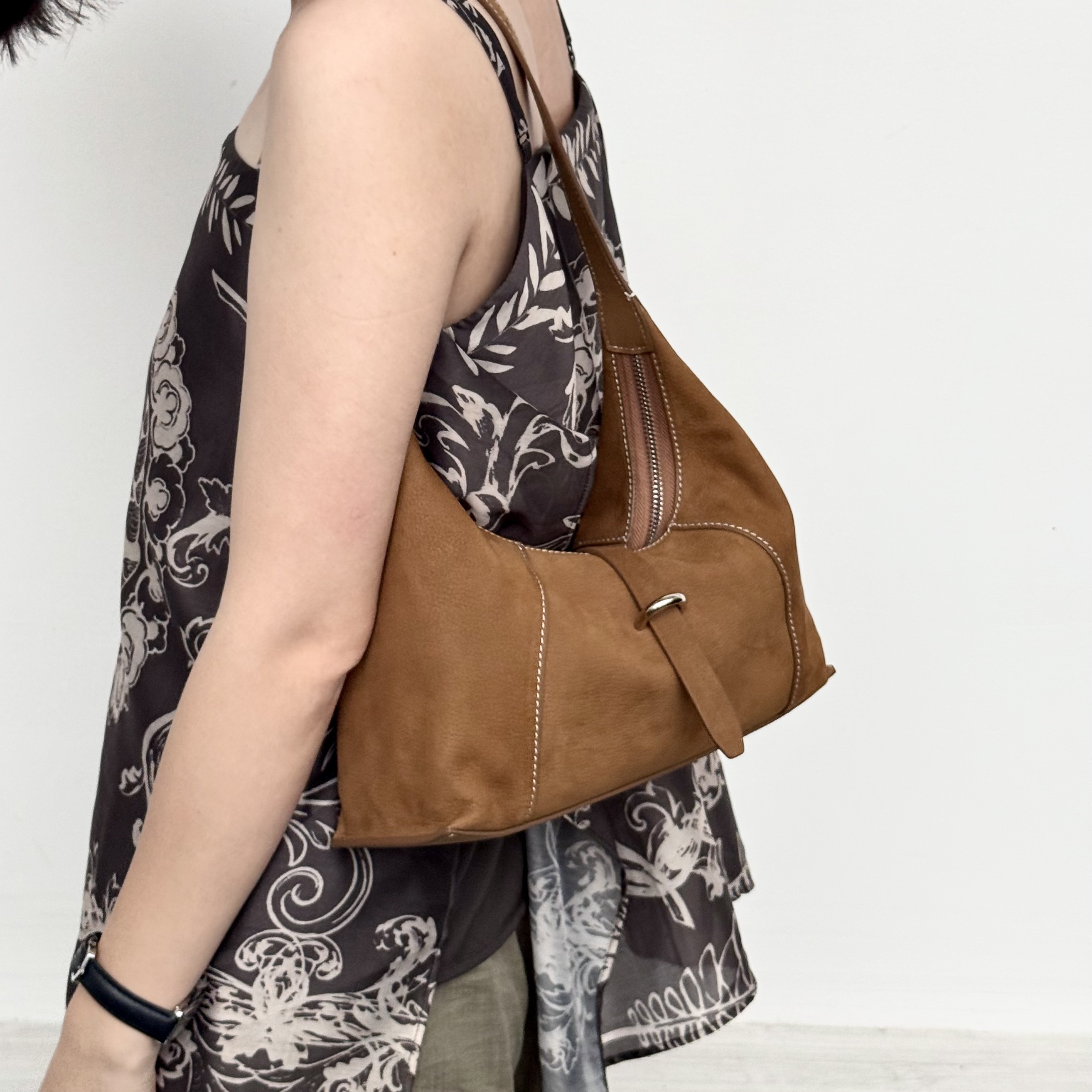 ZEUGEE【复古月牙枕头】头层牛皮慵气质单肩腋下斜挎包休闲小众百搭