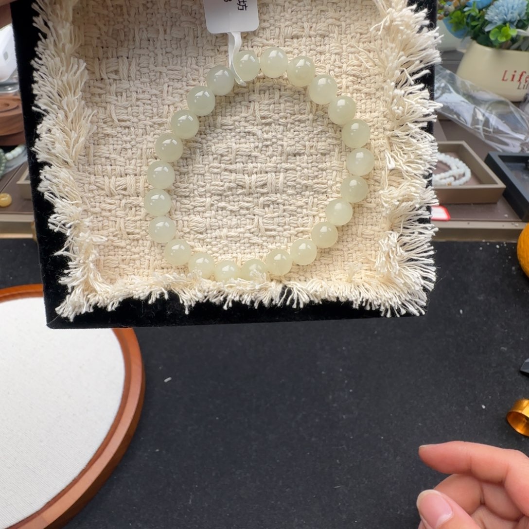 和田玉未镶嵌手链卡8白玉微猫有包容，62