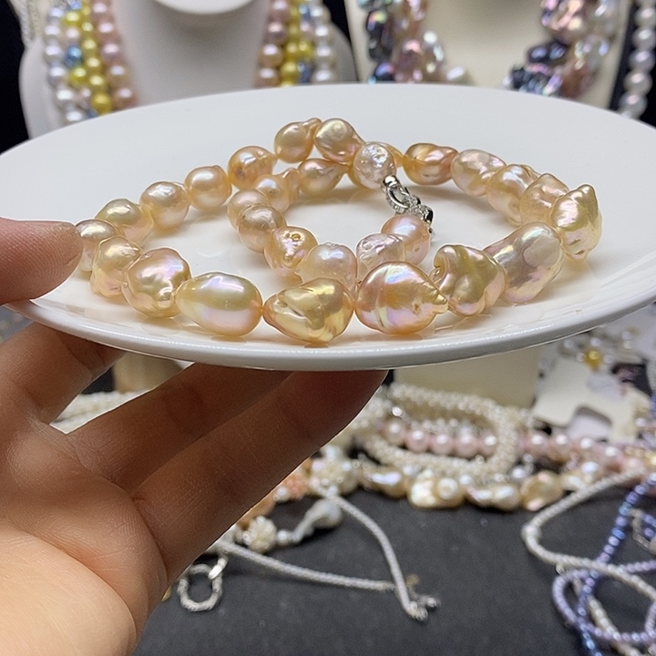 淡水珍珠颈饰未镶嵌