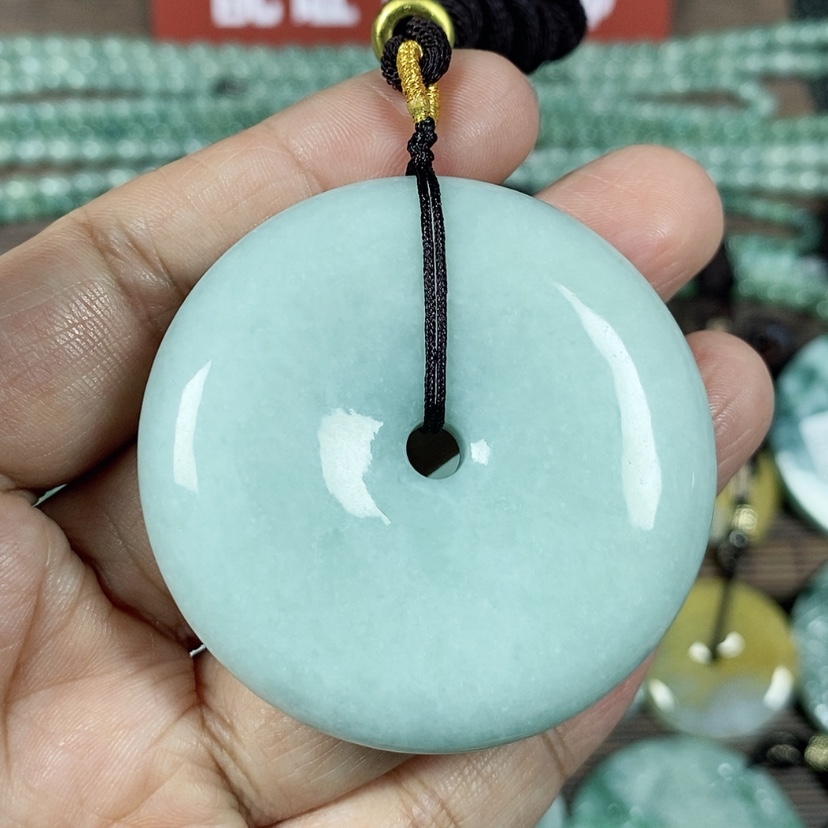 【闪购商品】翡翠颈饰未镶嵌玉吊坠翡翠玉大款面包扣