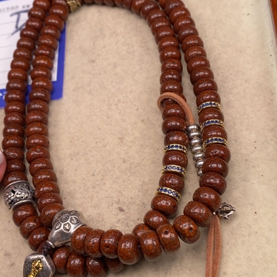 吊坠星月菩提N****?