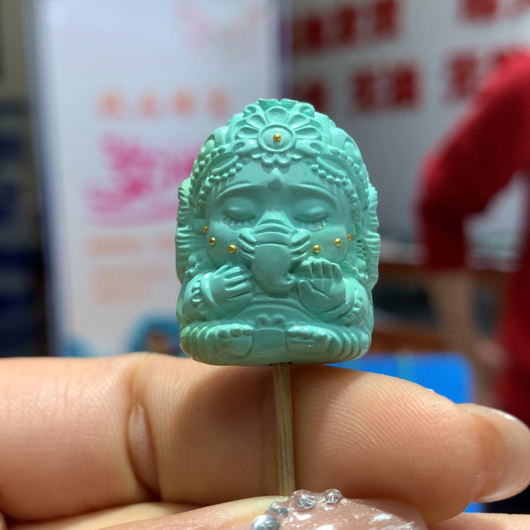 绿松石配饰未镶嵌