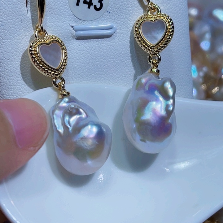 未镶嵌耳饰淡水珍珠