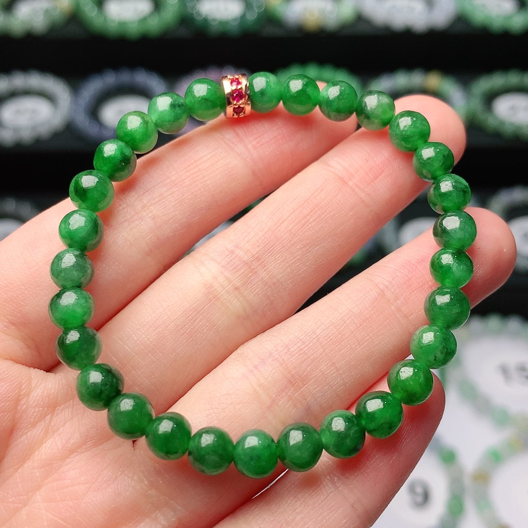 翡翠手链未镶嵌翡翠