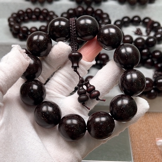 檀香紫檀（小叶紫檀）一***你