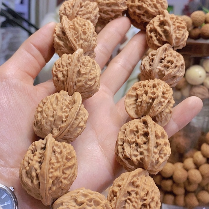 【闪购商品】文玩核桃把件32盘山手持