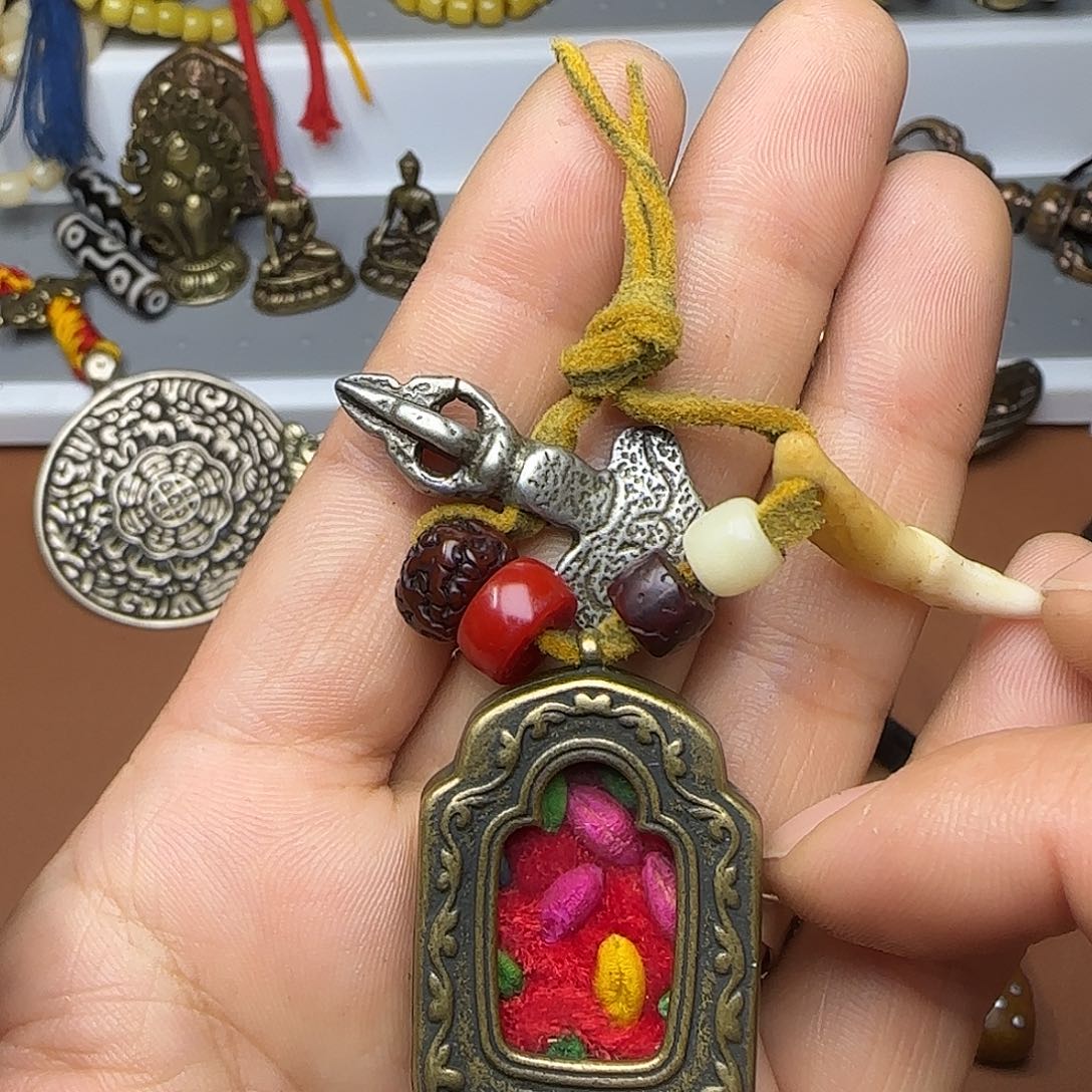 今***虎橄榄核手串/手链11111