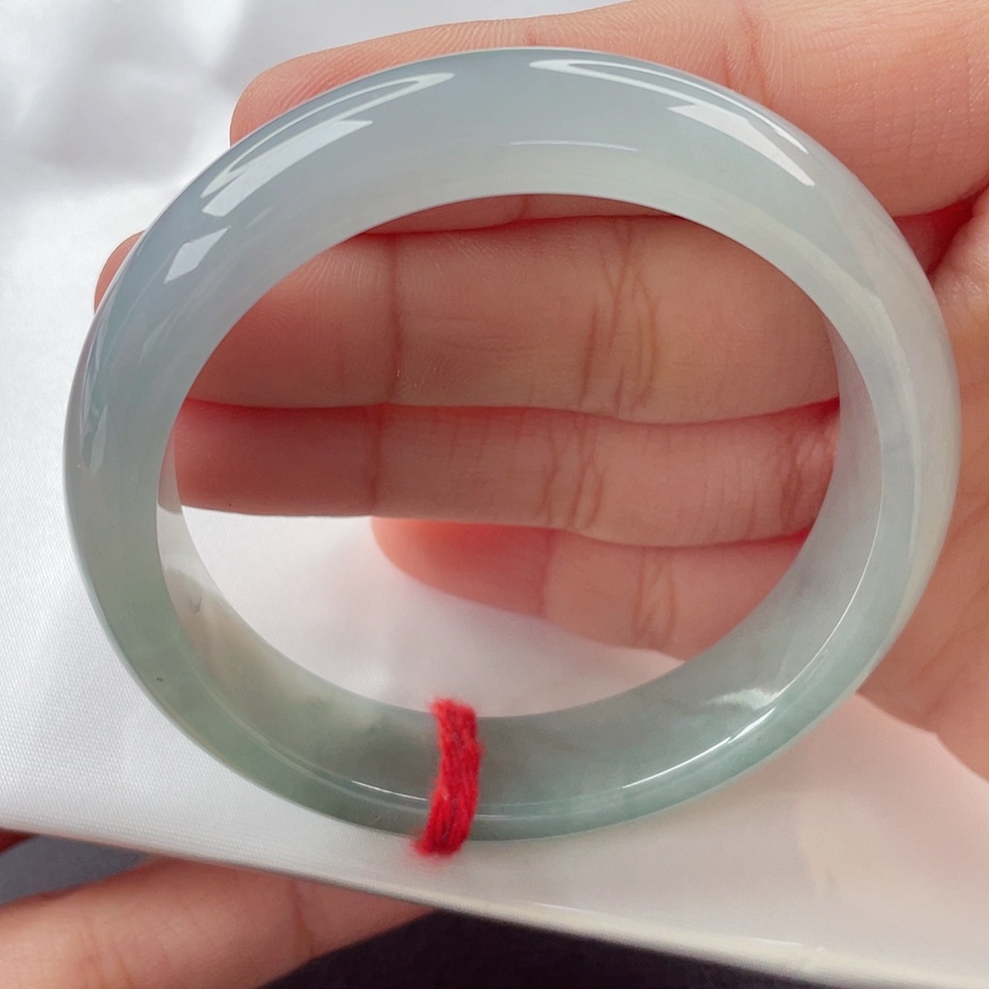 翡翠手镯未镶嵌55.5正圈